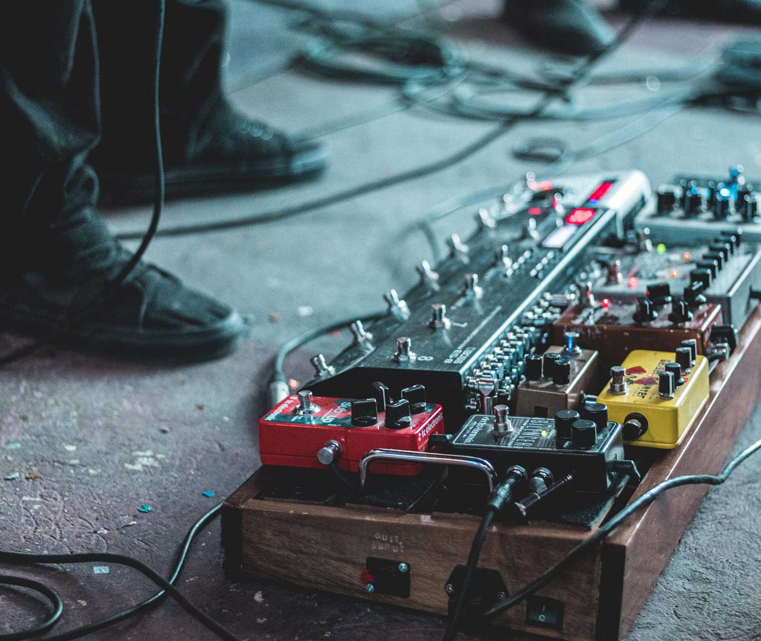 Pédalier de scène pour modifier les effets sonores